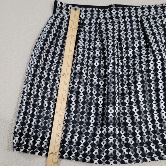 Reserved Black and White Pleated A-Line Skirt UK 14 = US 10 - Picture 7 of 15